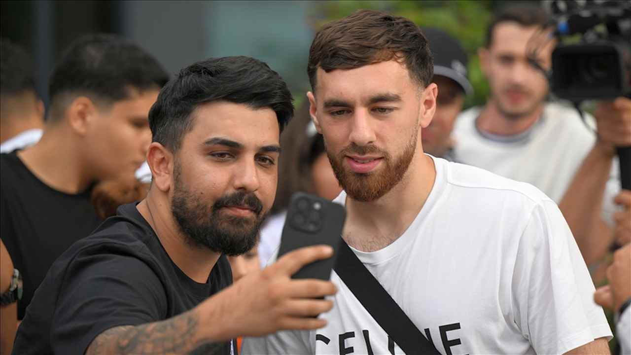 Orkun Kökçü, Beşiktaş’ın Avusturya kampına katıldı