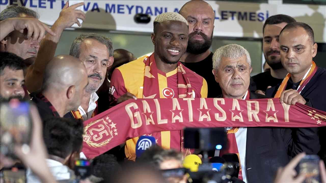 Victor Osimhen, Galatasaray için İstanbul’da