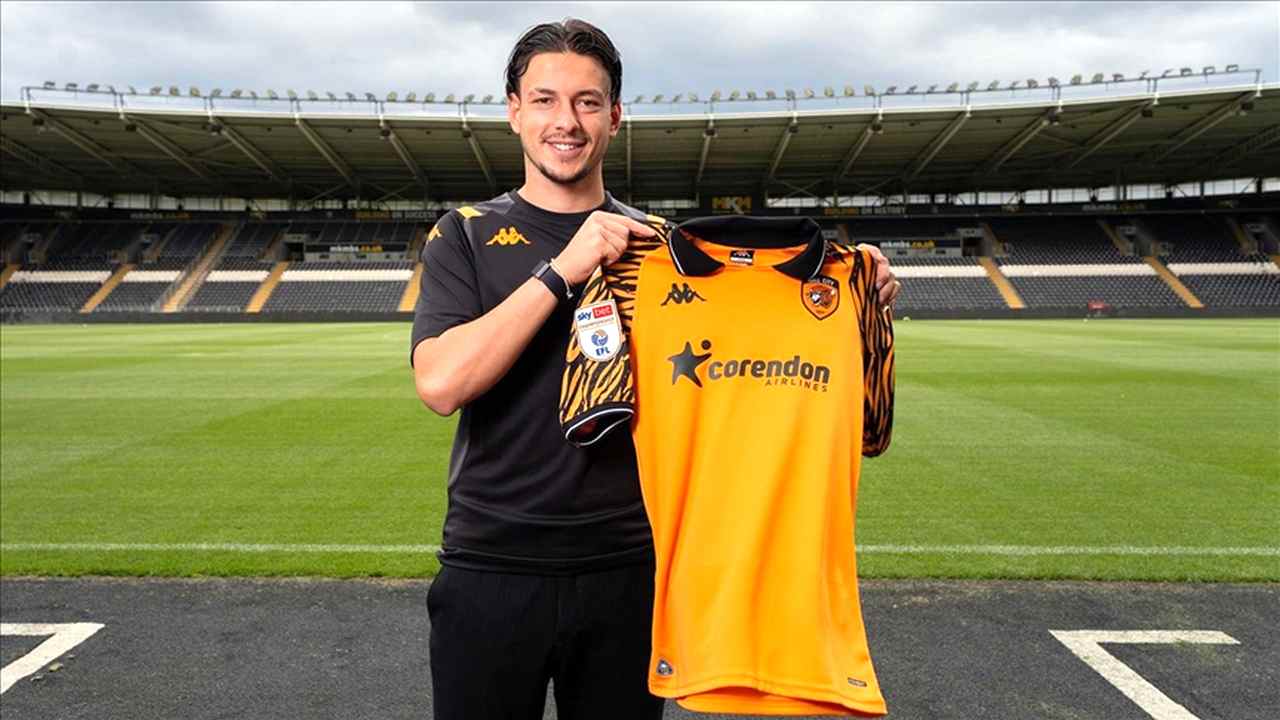 Trabzonsporlu Enis Destan, Hull City’ye transfer oldu
