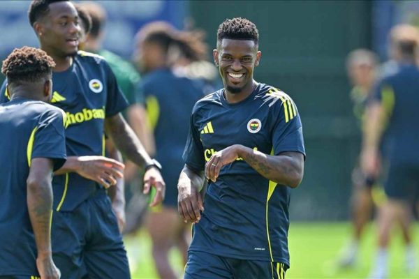 Fenerbahçeli Semedo, Feyenoord karşısında tura inanıyor
