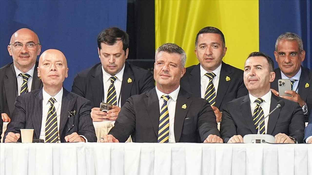 Fenerbahçe Kulübünün yeni başkanı Sadettin Saran oldu