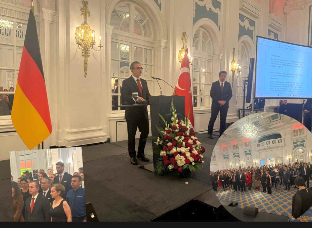 Cumhuriyetin Gururu Hamburg’ta Yaşandı