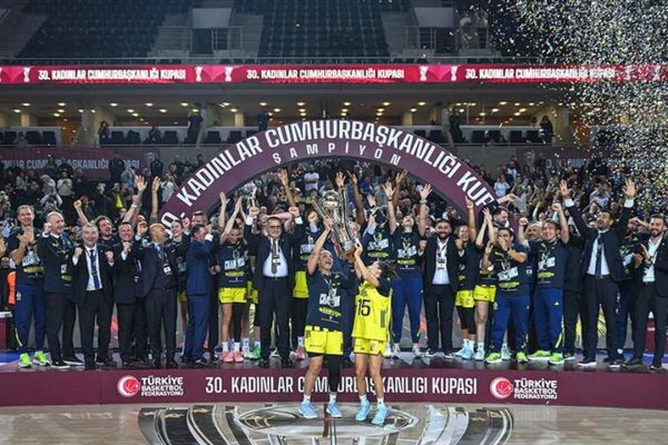 Kadınlar Cumhurbaşkanlığı Kupası’nı Fenerbahçe Opet kazandı